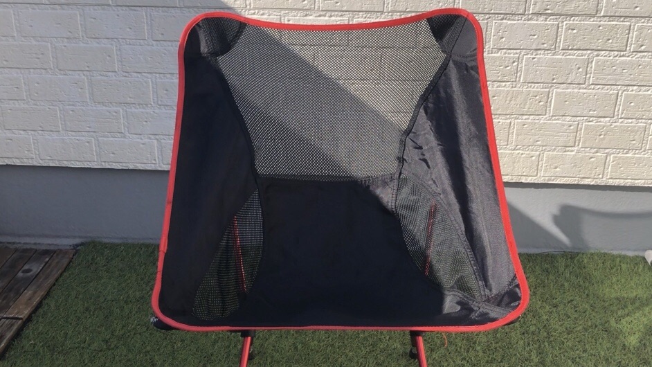 「Sutekus」軽量アルミチェアをレビュー！｜お値段2千円以下！座ってみたら快適～♪