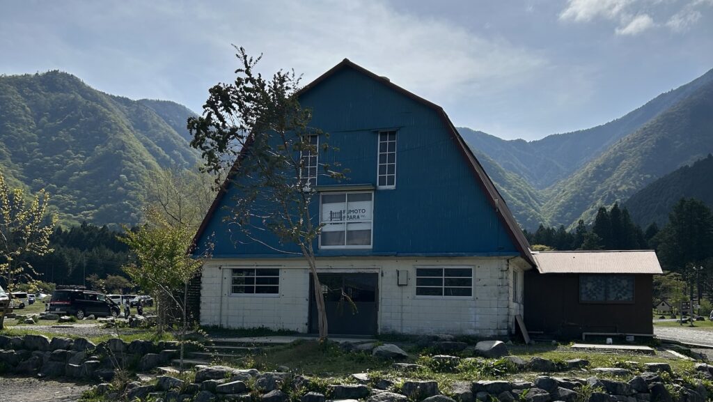 「ふもとっぱらキャンプ場」 2025年 GW家族キャンプレポ|富士山とカレーとロピアの適霜肉ステーキ!そして悲劇の撤収へ…|【アラフォー男子のキャンプブログ㉚】