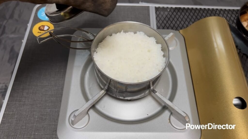 ニチレイ特から使用!ニンニク醤油香る甘くない「親子丼」を作って頂きます!|キャンプ道具で簡単ご飯