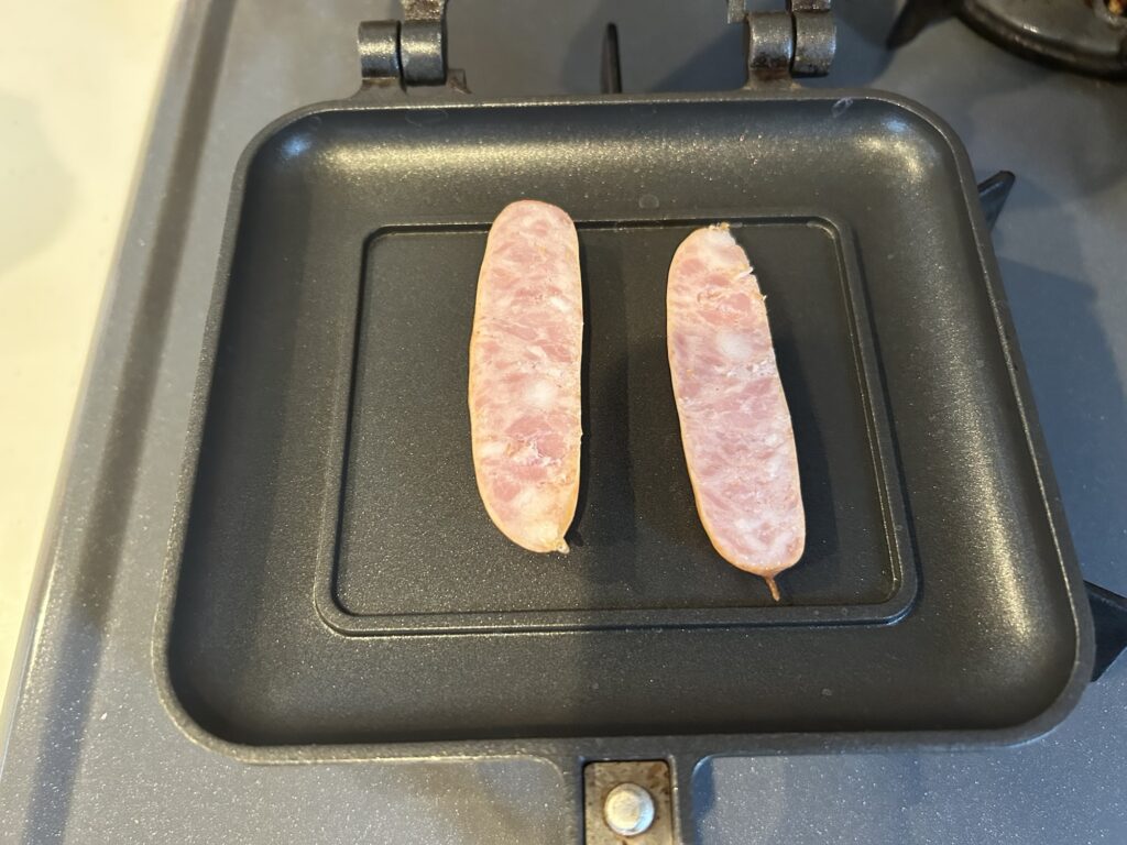 「男の簡単料理 レシピ」エルビス風ホットサンド｜せっかくグルメで日村さんが美味しそうに食べてたサンドをオマージュ