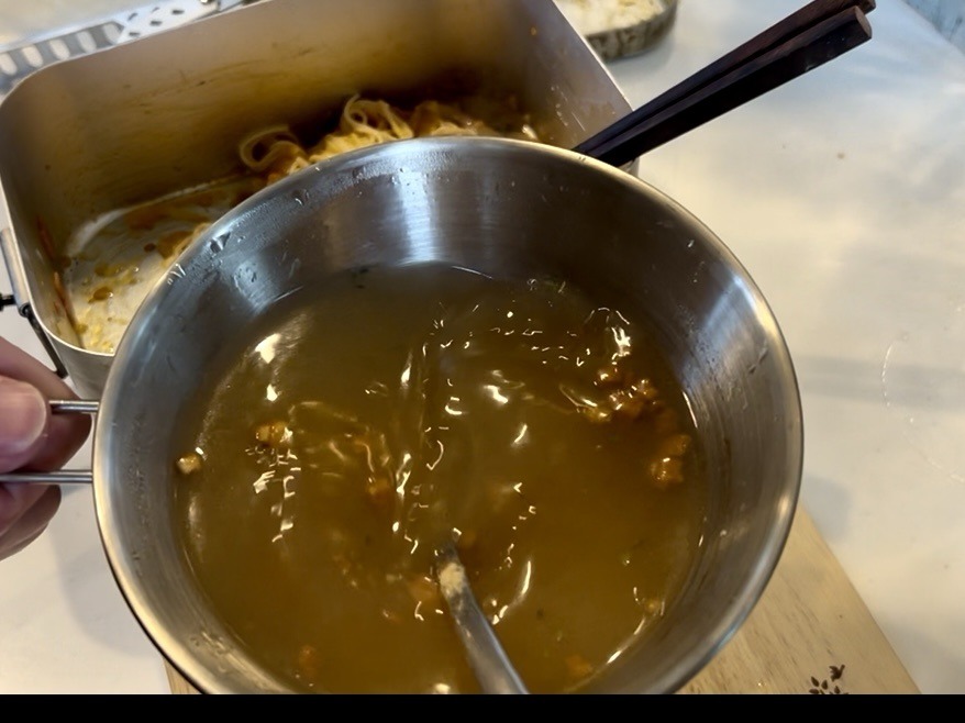 「アラビアータ風そうめん」レシピ＆実食レポ！｜メスティン１つでも出来るよ！【男の簡単料理】