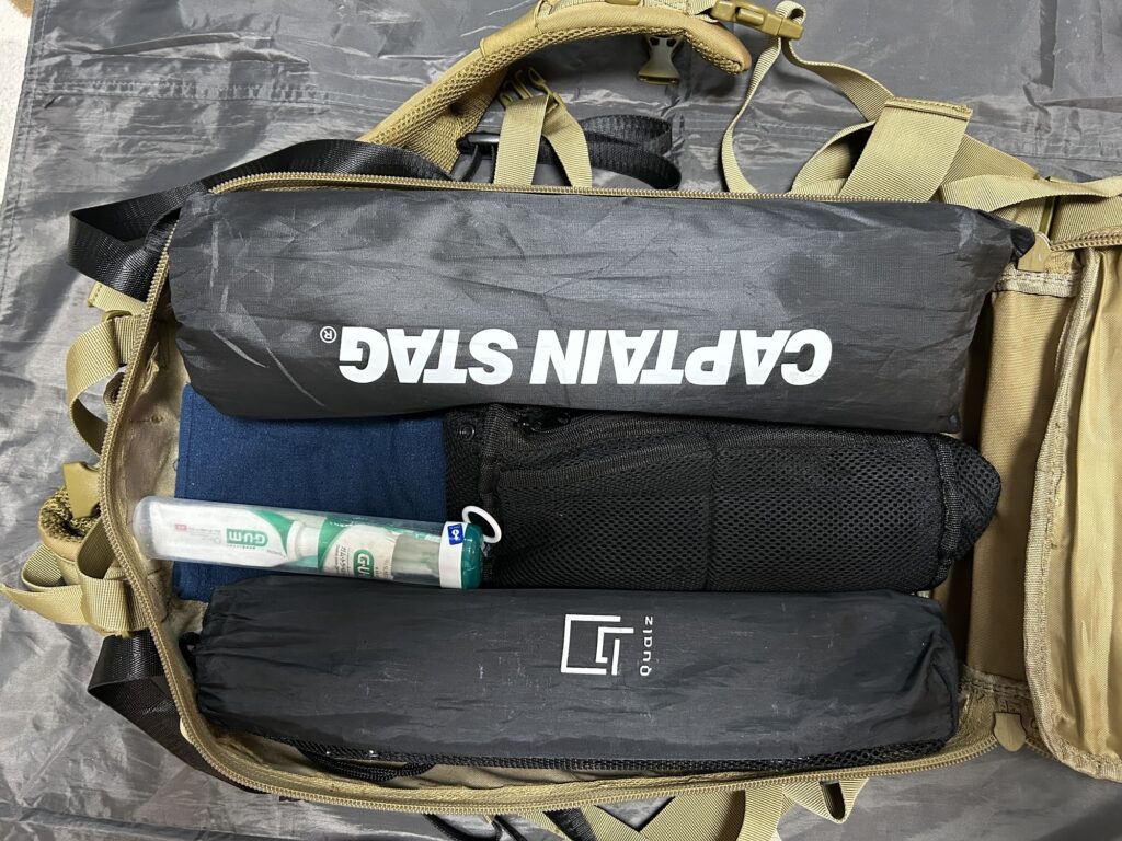 【泊りキャンプ装備】サイバトロン1つで楽しむ！無骨な宿泊ギア＆パッキング徹底解説